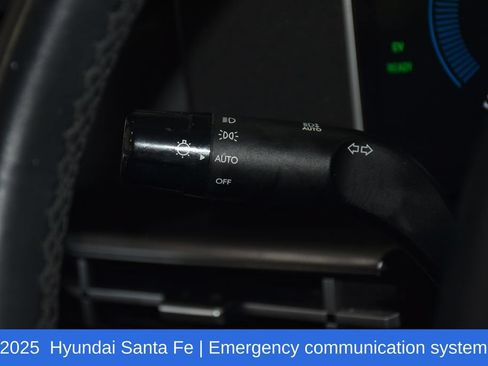 Used 2025 Hyundai Santa Fe SEL AWD/4WD image 11