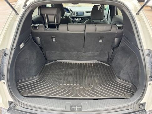 Used 2022 Honda HR-V Sport image 7