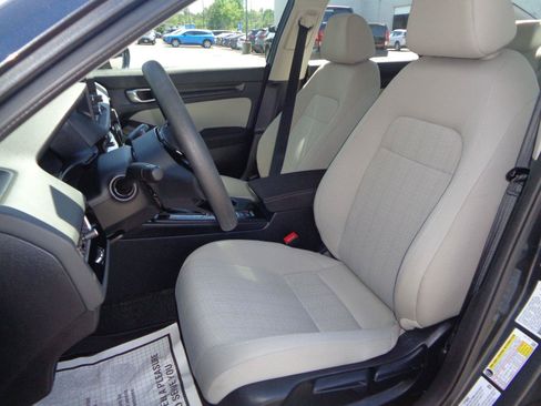 Used 2023 Honda Civic LX image 17