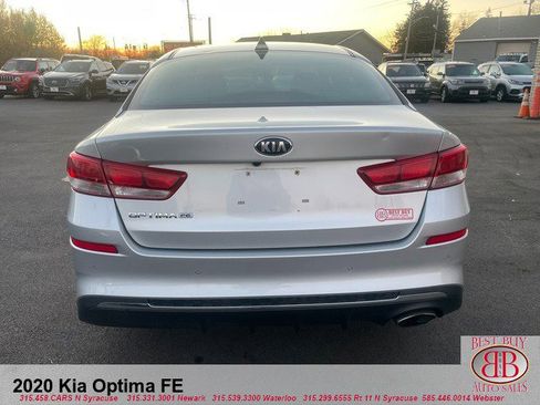 Used 2020 Kia Optima LX image 4