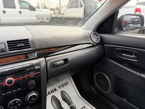 Used 2009 MAZDA MAZDA3 s Grand Touring image 37