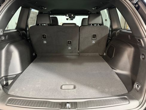 New 2026 Jeep Grand Cherokee Limited image 14