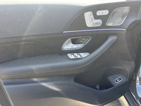 New 2026 Mercedes-Benz GLS 450 4MATIC image 11