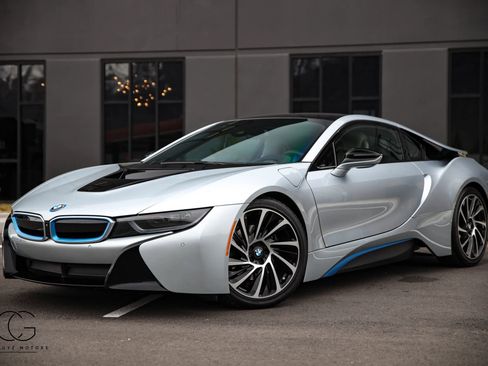 Used 2014 BMW i8 Coupe 2D image 3