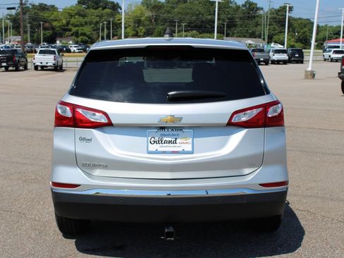 Used 2020 Chevrolet Equinox LT FWD image 18