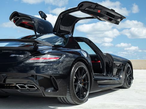 Used 2014 Mercedes-Benz SLS AMG Black Series image 14