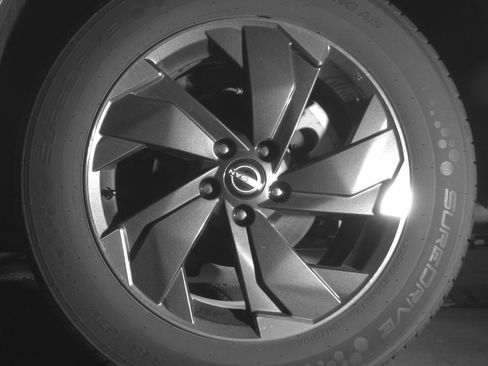 Used 2025 Nissan Rogue SV AWD/4WD image 14