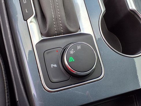 Used 2020 Chevrolet Blazer LT w/ Sound & Technology Package image 20