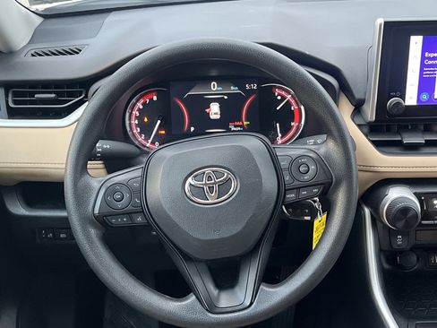 Certified 2023 Toyota RAV4 LE image 21