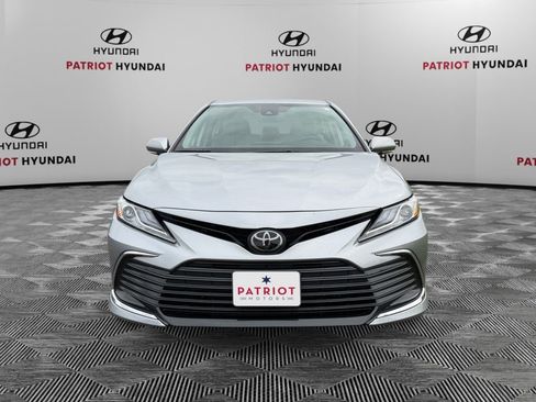 Used 2024 Toyota Camry XLE w/ Cold Weather Package FWD image 8