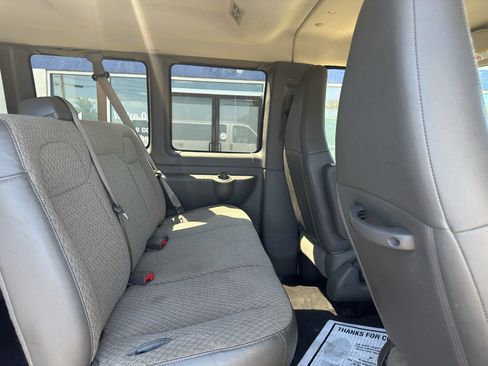 Used 2020 Chevrolet Express 3500 LT w/ LT Preferred Equipment Group RWD image 12