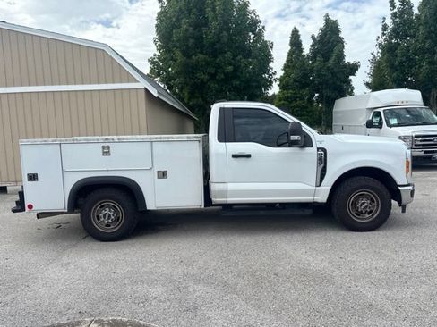 Used 2023 Ford F250 XL w/ XL Driver Assist Package RWD image 4