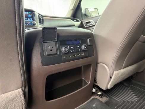 Used 2020 GMC Yukon XL Denali w/ Open Road Package AWD/4WD image 19