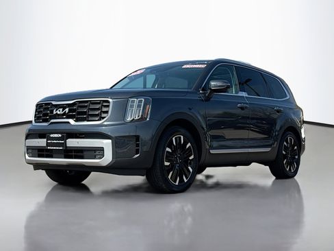 Used 2024 Kia Telluride SX Prestige w/ Towing Package image 13