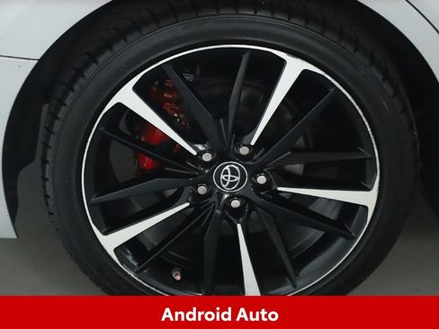 Used 2018 Toyota Camry XSE FWD image 13