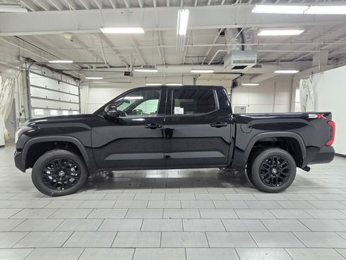 New 2026 Toyota Tundra SR5 image 12