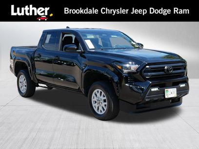 Used 2025 Toyota Tacoma SR5