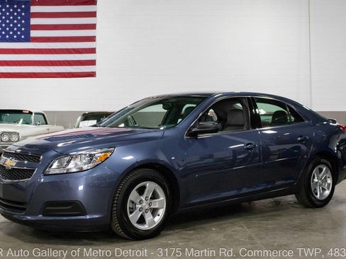 Used 2013 Chevrolet Malibu LS image 1