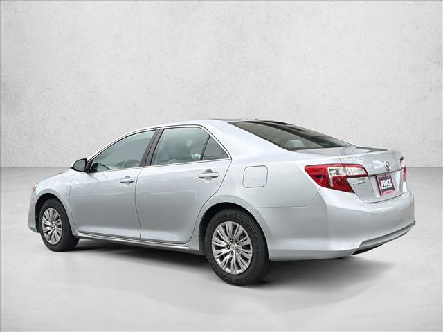 Used 2014 Toyota Camry LE FWD image 7