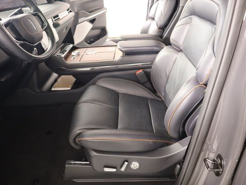 New 2026 Lincoln Navigator Black Label image 12