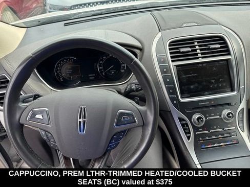 Used 2016 Lincoln MKX Reserve AWD/4WD image 5