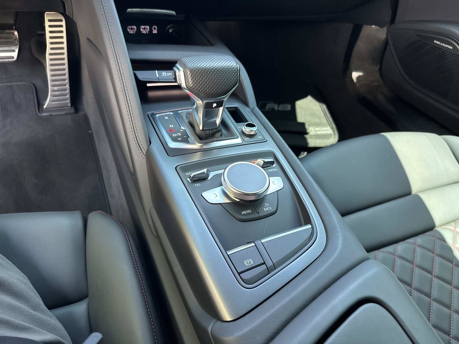 Used 2023 Audi R8 V10 performance RWD image 21