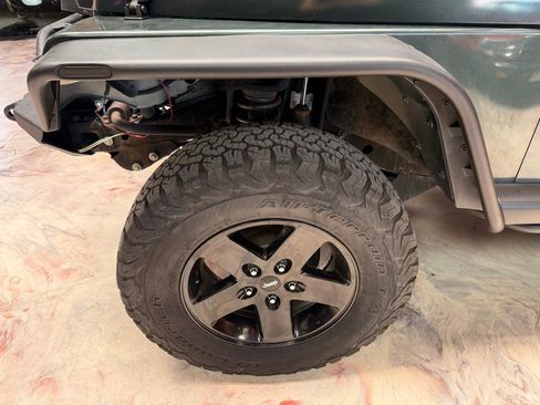 Used 2003 Jeep Wrangler Sahara AWD/4WD image 30