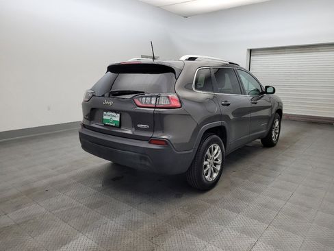 Used 2019 Jeep Cherokee Latitude Plus AWD/4WD image 9