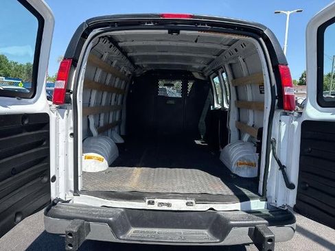Certified 2024 GMC Savana 2500 w/ Driver Convenience Package RWD image 22