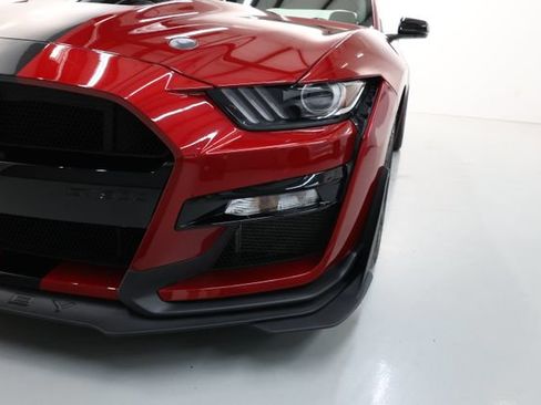 Used 2020 Ford Mustang Shelby GT500 w/ Carbon Fiber Track Pack RWD image 58