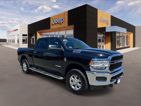 Certified 2022 RAM 3500 Tradesman AWD/4WD image 1
