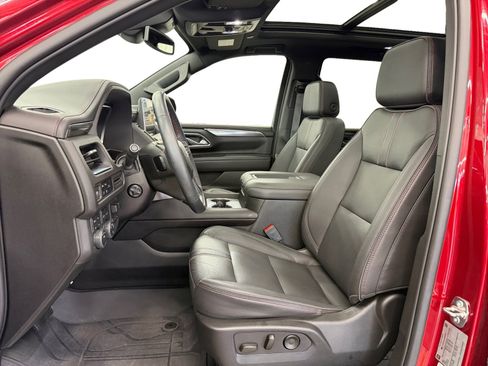 Used 2023 Chevrolet Tahoe RST w/ Luxury Package AWD/4WD image 9