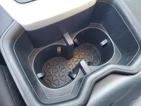 Used 2023 Toyota RAV4 XLE image 23