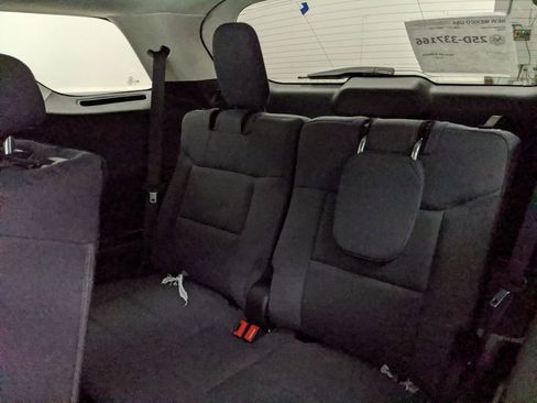 New 2025 Ford Explorer Active image 24