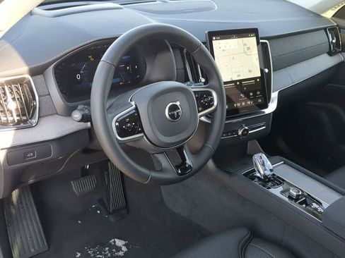 New 2026 Volvo XC90 B6 Ultra w/ Protection Package image 2