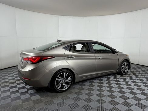 Used 2015 Hyundai Elantra Limited image 4