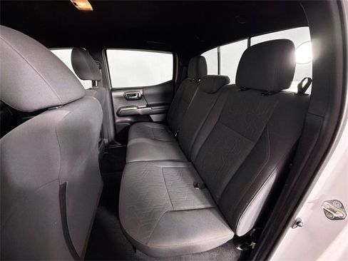 Used 2019 Toyota Tacoma TRD Sport image 22