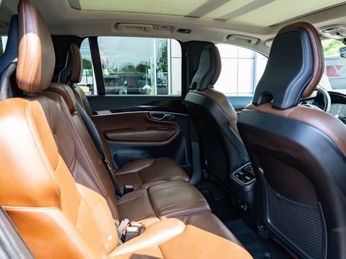 Used 2019 Volvo XC90 T6 Momentum w/ Advanced Package AWD/4WD image 26
