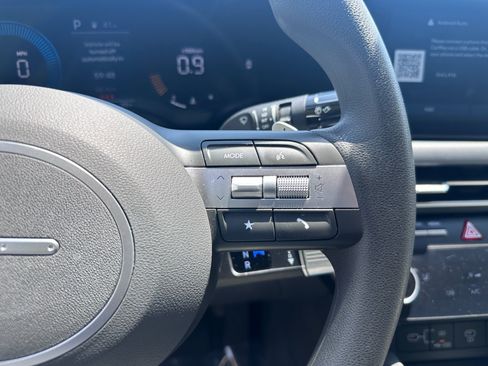 Used 2025 Hyundai Sonata SEL FWD image 19