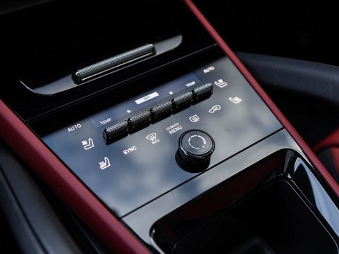 Used 2026 Porsche Cayenne S image 27