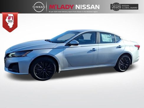 New 2025 Nissan Altima 2.5 SV w/ SV Special Edition Package image 4