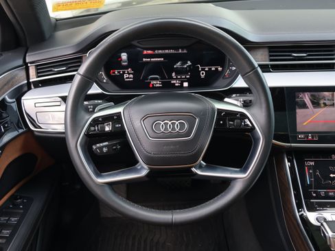 Used 2022 Audi A8 L 3.0T AWD/4WD image 17