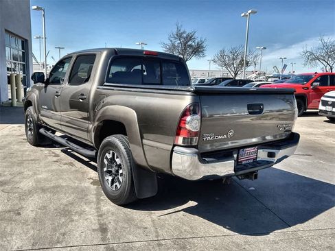 Used 2013 Toyota Tacoma PreRunner w/ SR5 Pkg image 4