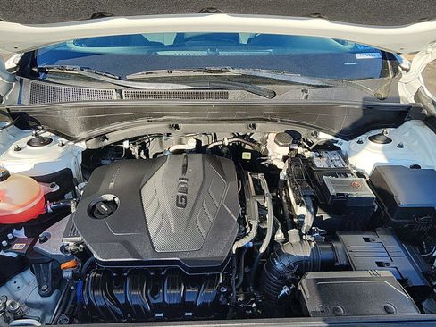 Used 2023 Hyundai Santa Fe SEL image 11