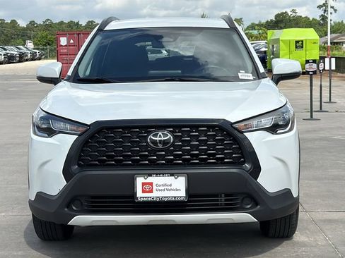Used 2024 Toyota Corolla Cross LE AWD/4WD image 8