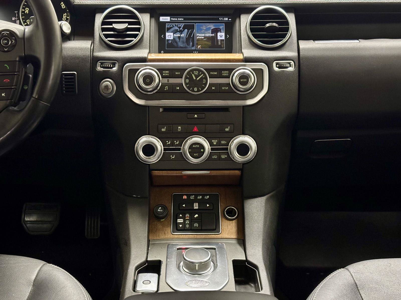 Used 2016 Land Rover LR4 AWD/4WD image 29