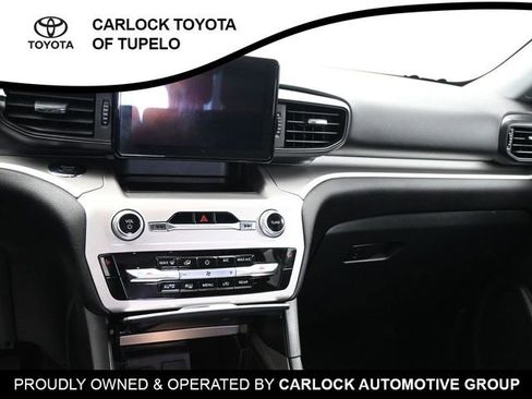 Used 2022 Ford Explorer XLT w/ Class IV Trailer Tow Package image 27