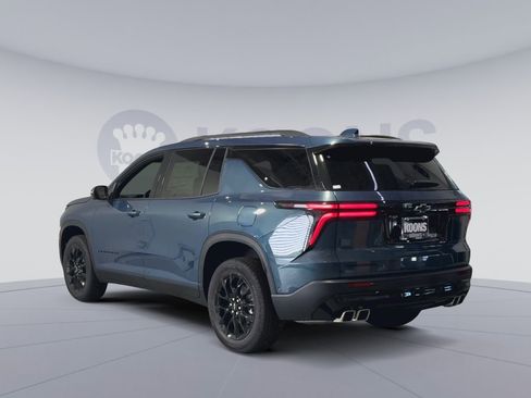 New 2026 Chevrolet Traverse LT w/ Enhanced Driving Package image 11