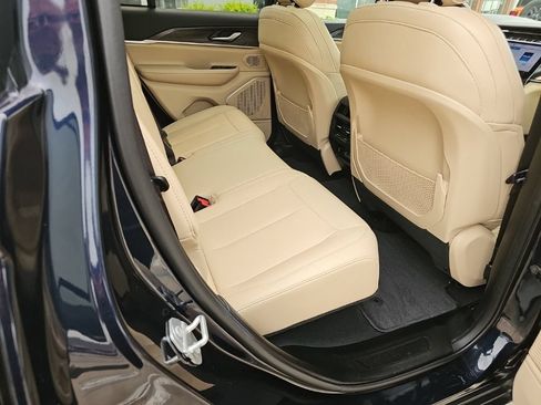 Certified 2023 Jeep Grand Cherokee 4WD 4xe image 28