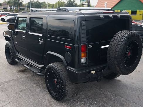 Used 2004 HUMMER H2 w/ Preferred Equipment Group AWD/4WD image 8